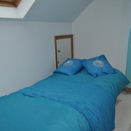 Meadow Oak Accommodation ボドミン エクステリア 写真