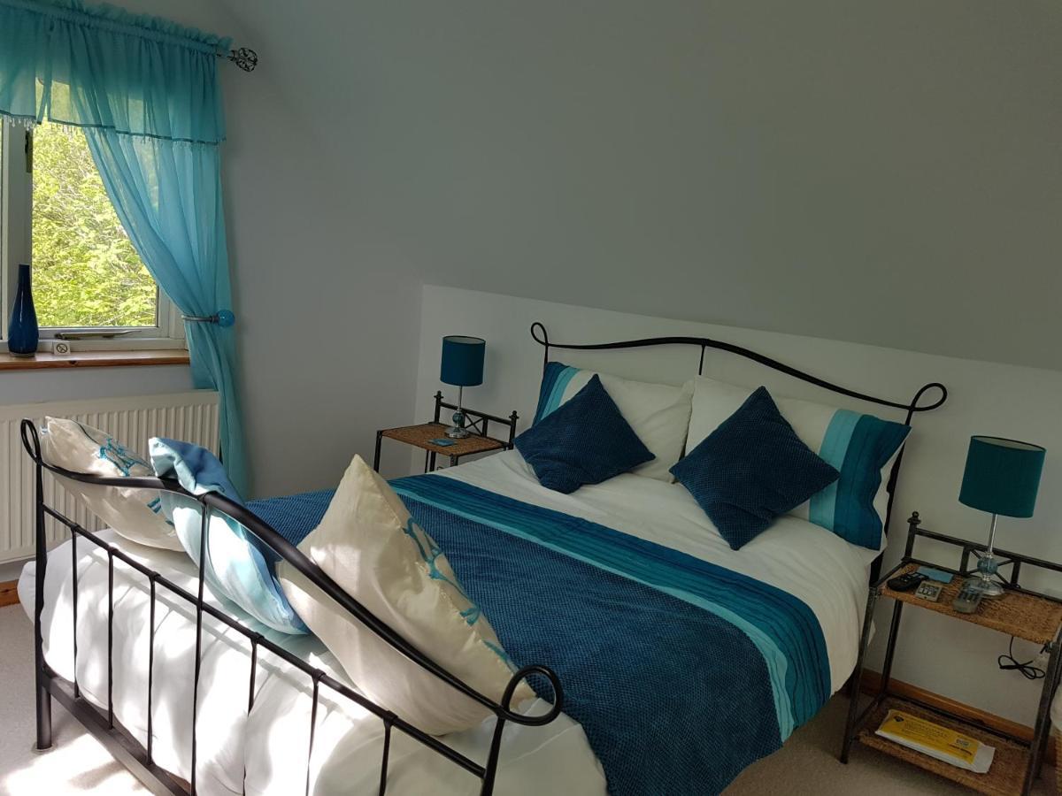 Meadow Oak Accommodation ボドミン エクステリア 写真