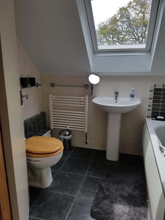 Meadow Oak Accommodation ボドミン エクステリア 写真